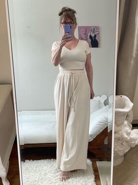 PANTS SET SHORT SLEEVE CROP TOP WIDE LEG STRETCH WAIST PANTS CREAM CIDER